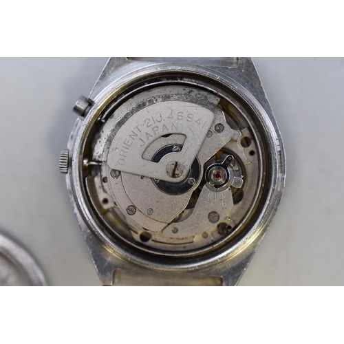 89 - An Orient 21 Jewels Three Star Crystal Automatic Day/Date Watch Head. Working