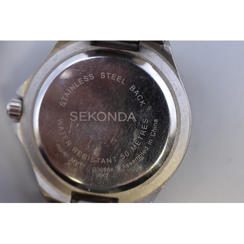 92 - A Sekonda 50 Metres Blue Dial Stainless Steel Gents Day/Time Watch. Working