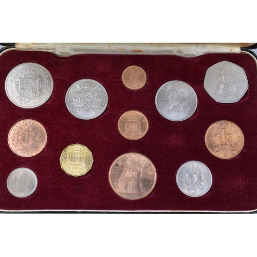 170 - Royal Mint Last Sterling & First Decimal British Coin Set