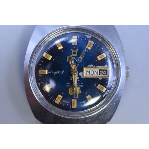 102 - A Nino 5 Automatic 17 Jewels Day/Date Watch, With Leather Strap. Face is Marked 25 Jewels But Moveme... 