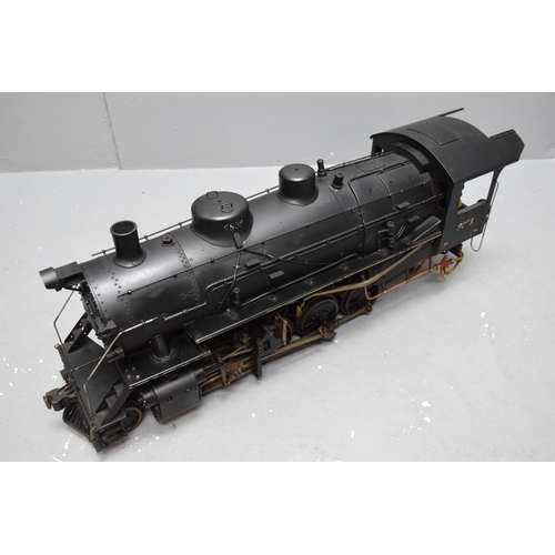 383 - Hand Built 3.5 to 4 Gauge Northern Pacific Steam Engine with Tender Sitting on Rolling Road Display ... 
