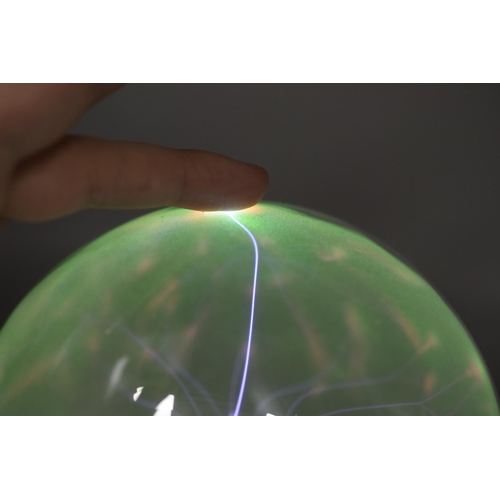 426 - Plasma Ball, Powers On When Tested