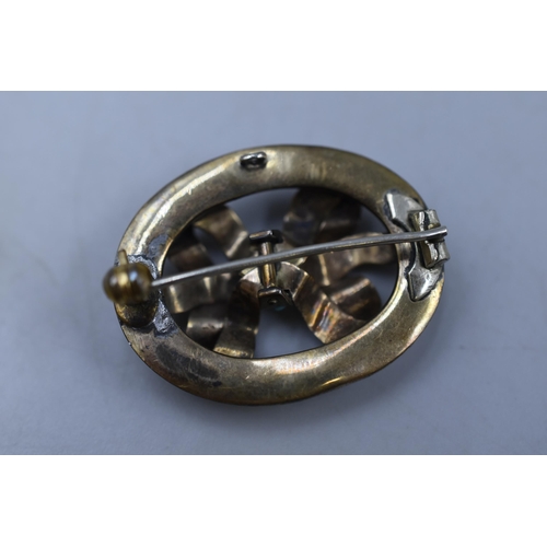 25 - Victorian Unmarked Turquoise Stoned Brooch (Possibly Gold)