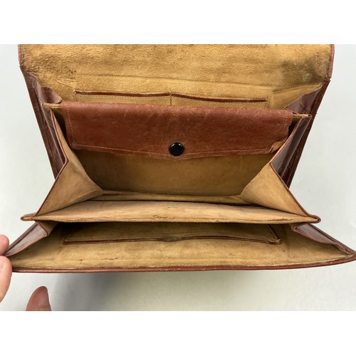 223 - Mid Century Snake Skin Clutch Bag (24cm x 16cm)