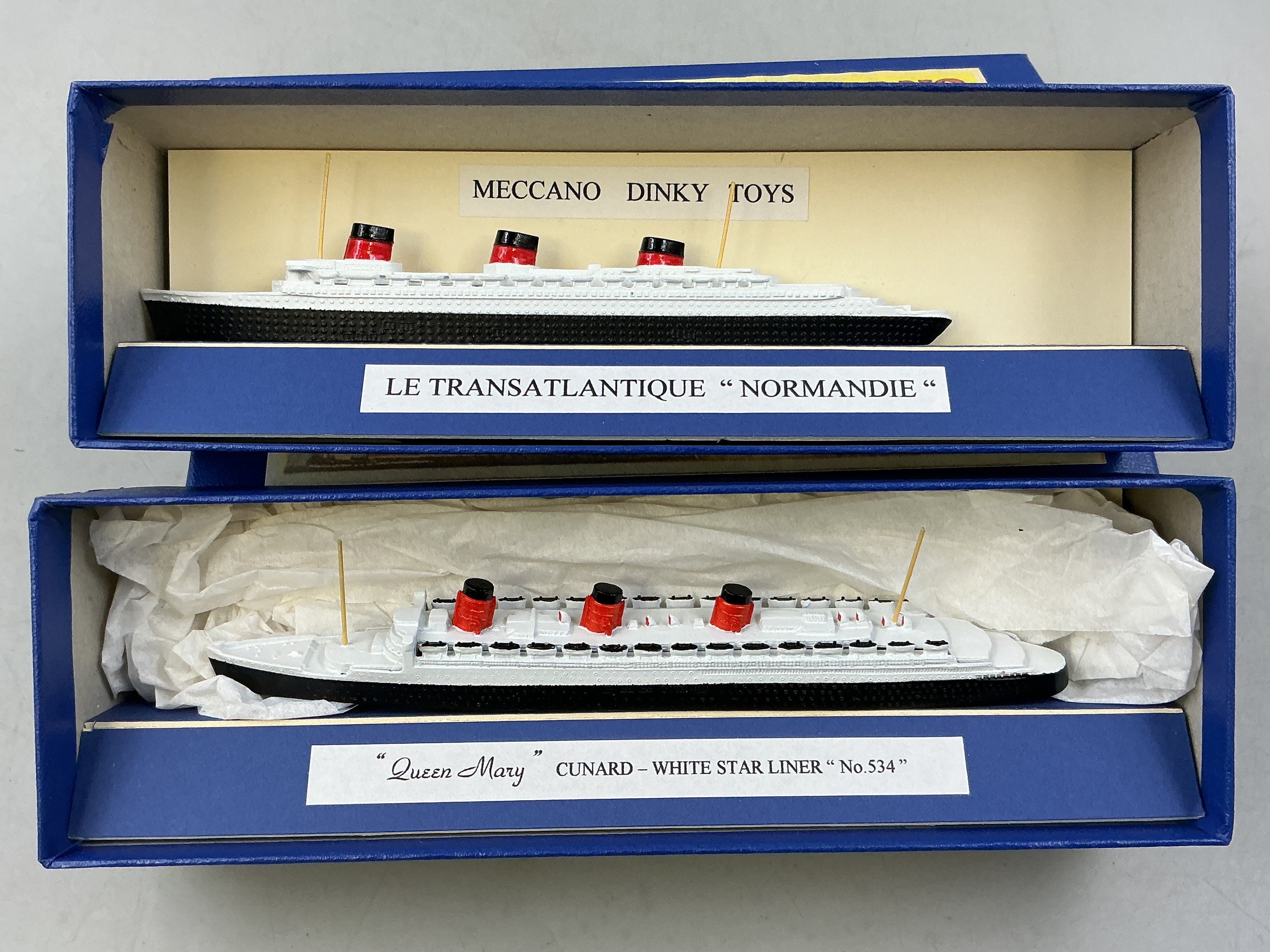 Two Boxed Meccano Dinky Model Liners, No 52 