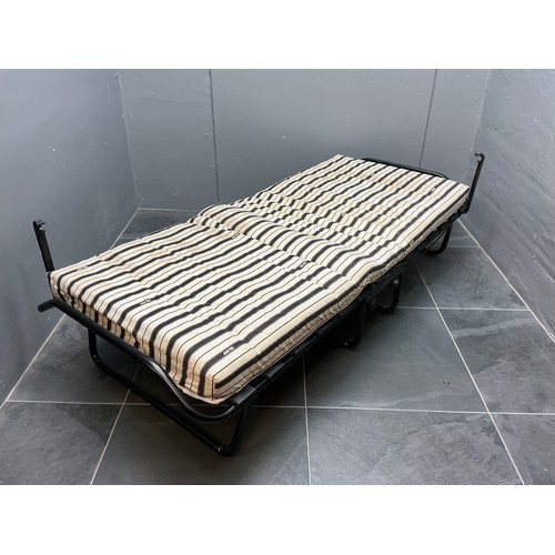 Jay-Be Folding Day Bed on Castors