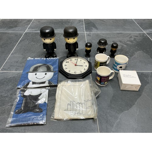 Box containing home pride collectables