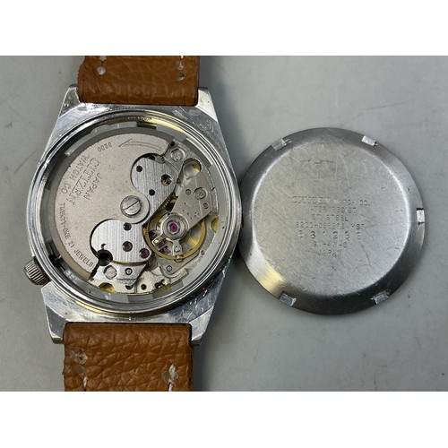 39 - A Vintage Gents Citizen Automatic 21 Jewels Day/Date Watch - Two Tone Gold Dial, Stainless Steel Cas... 