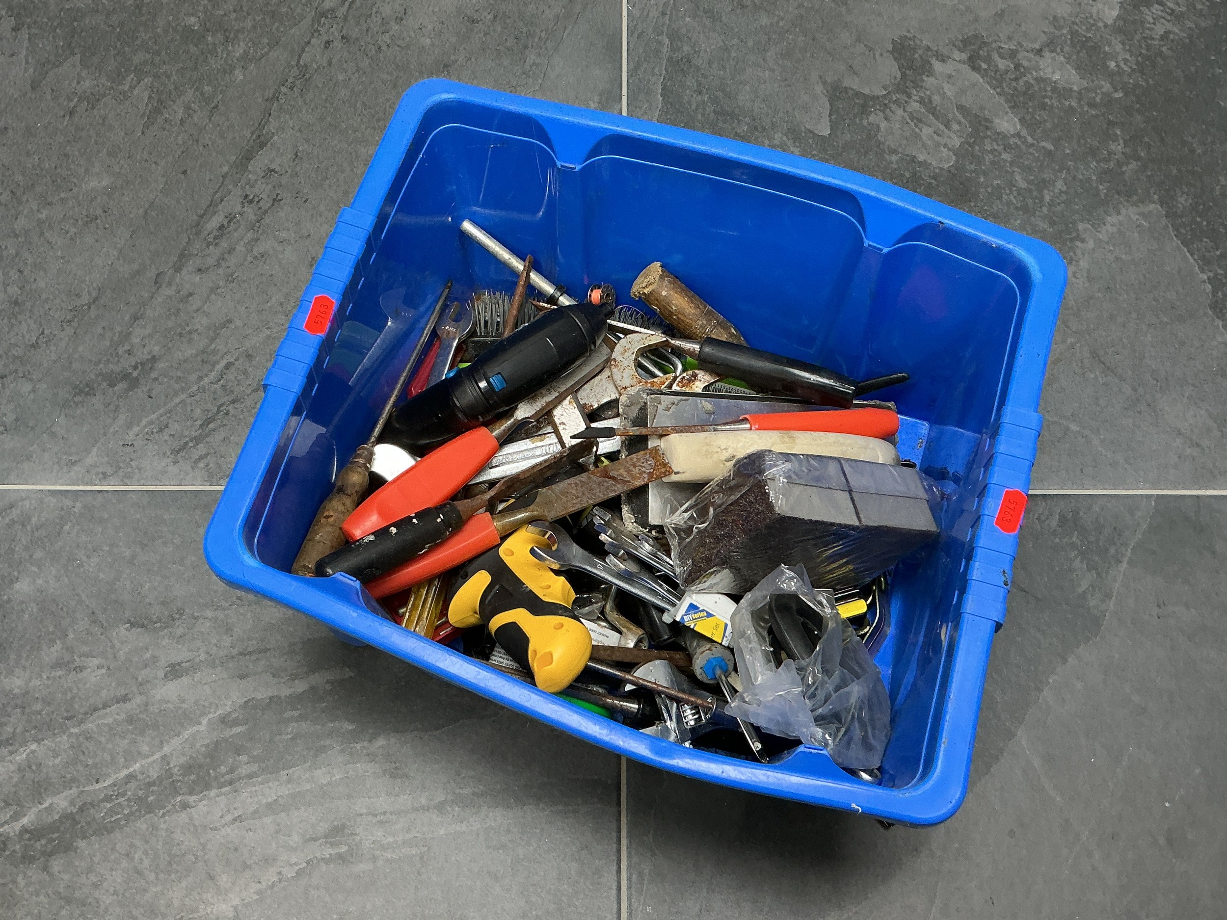 Box of tools to include, chisels, screwdrivers, electric screwdrivers ...