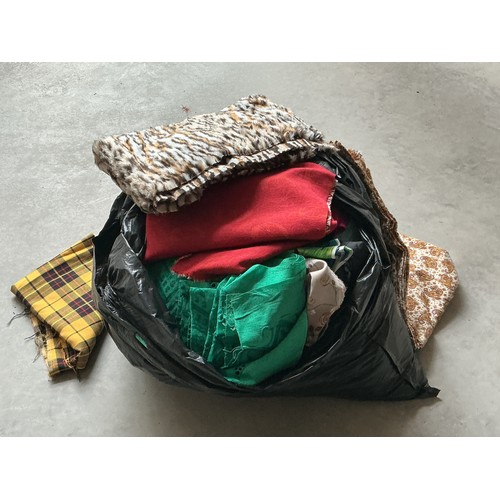 52 - A Selection of Fabric Offcuts and Crochet Items - Includes Tartan, Paisley, Lace, And More