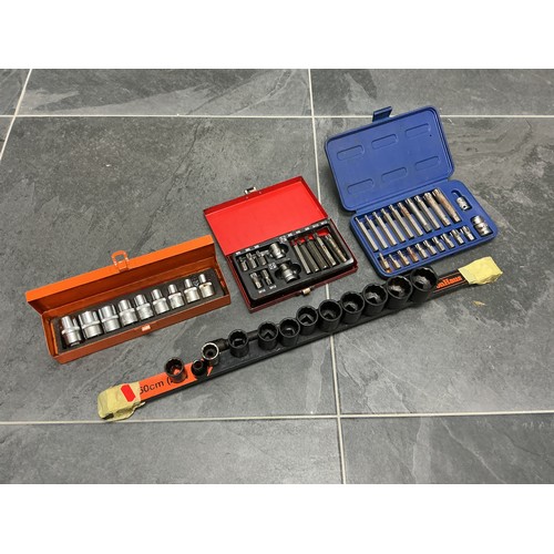 A Selection of Tool Sets - Includes Set of Nine Sockets (E11-26 ...