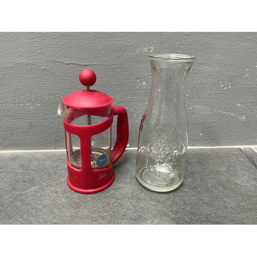 816 - Mid-Century Kitchenalia - Includes Norwegian Stavangerflint Ildfast Casserole Dish, Cornish Blue Sta... 