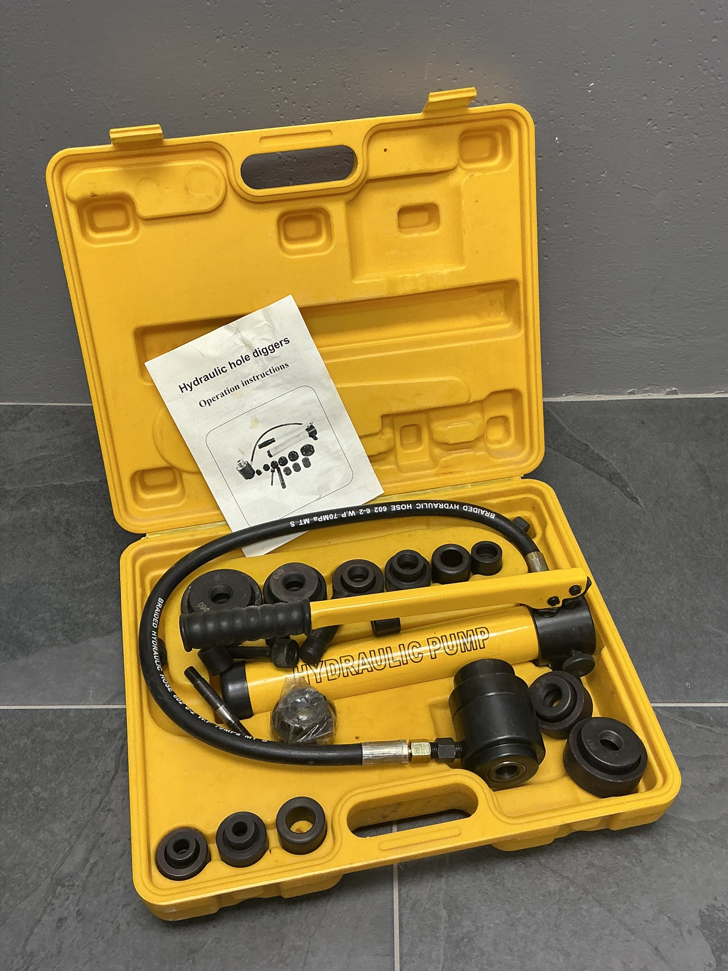 Hydraulic Hole Digger (K-8) In Case with Attachments