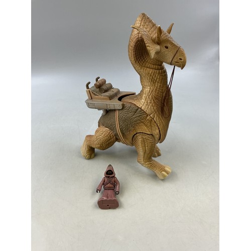 131 - Star Wars Kenner 1997 Lucas Film LTD - The Power of The Force Ronto and Jawa Figurines. Pre-Owned