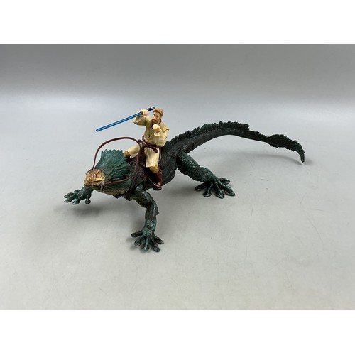 134 - Star Wars Hasbro 2005 Episode III: Revenge of the Sith Boga with Obi - Wan Kenobi Action Figure Set.... 