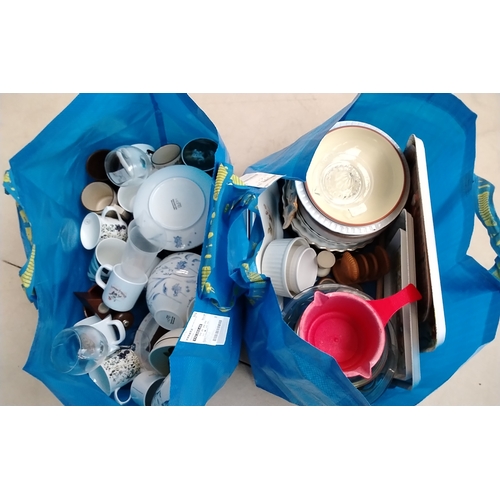 26 - Two Large Bags of Unsorted Kitchenalia, car Booters looty9