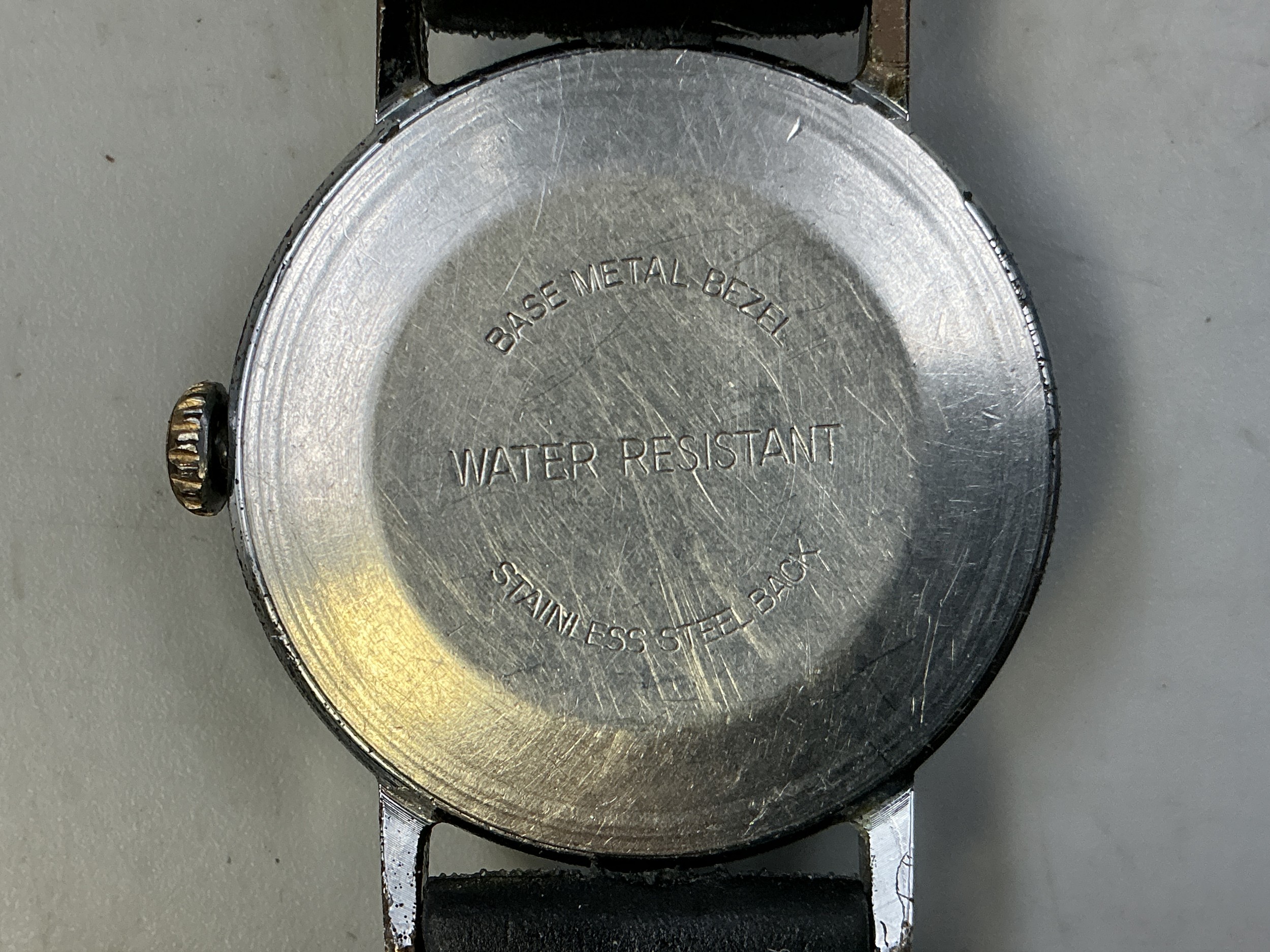 A Vintage 1958 Syndicate Mechanical Snoopy Tennis Watch - Snoopy ...