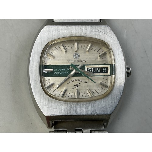 83 - A Vintage Gents Tressa Lazer Beam 21 Jewels Automatic Day/Date Watch - Green Striped TV Dial, Stainl... 