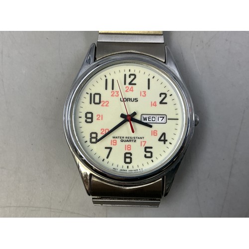 84 - Lorus Sports Gents Quartz Watch with Elasticated Strap (Working)