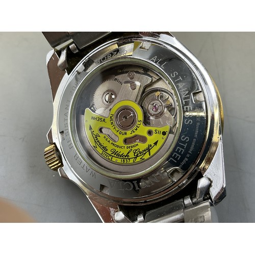 86 - Invicta (89280B) Pro Diver 200mtrs 24 Jewel Automatic two Tone Gent's Watch (Working) with Box and P... 