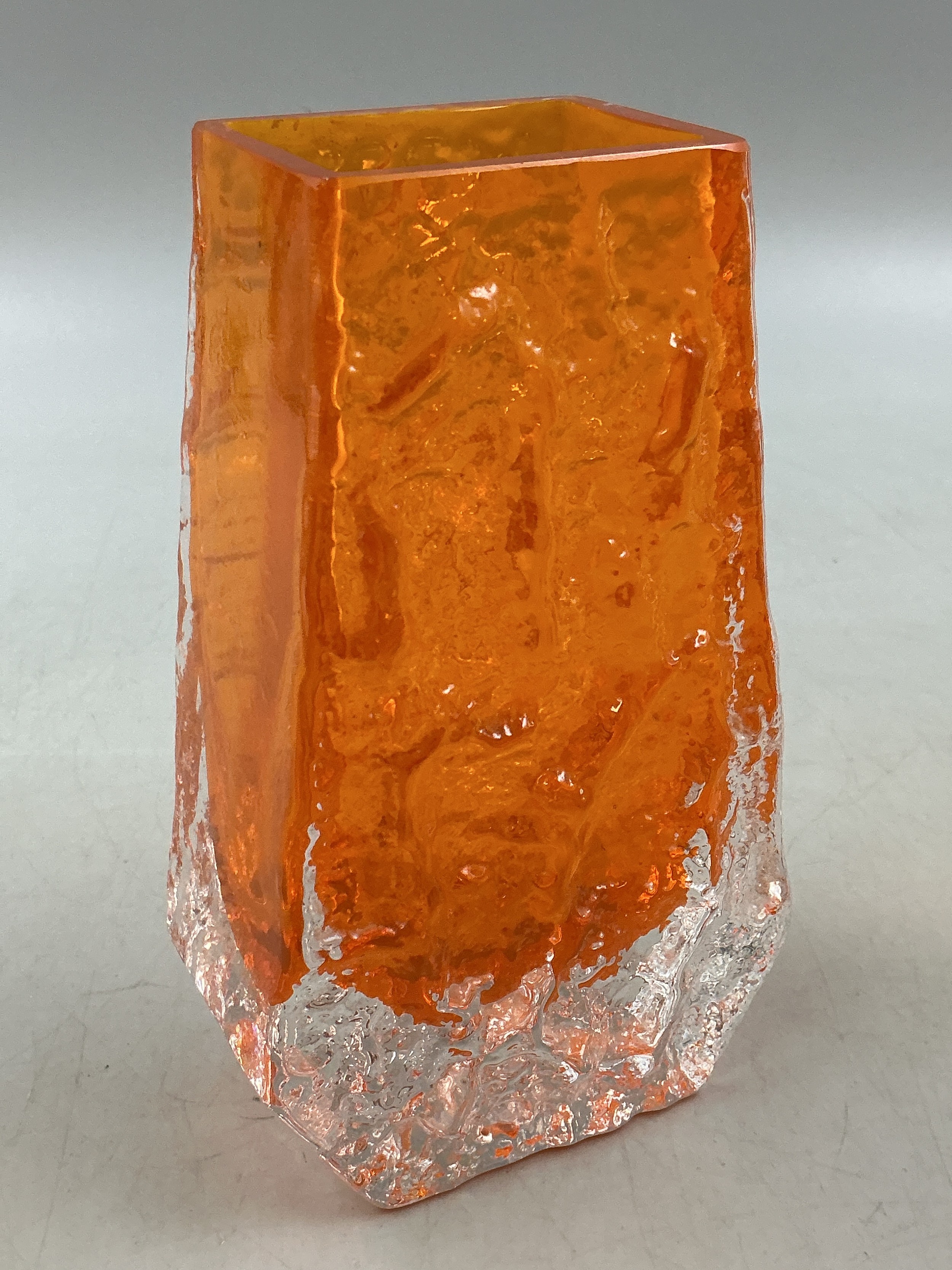 Whitefriars Geoffrey Baxter Coffin Vase in Tangerine (Cat Number 9686) 13cm