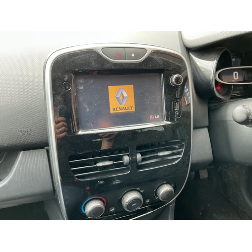 Renault Clio D-QUE M-NAV ENERGY DCI SS Five Door Diesel Hatchback (DS15 ...