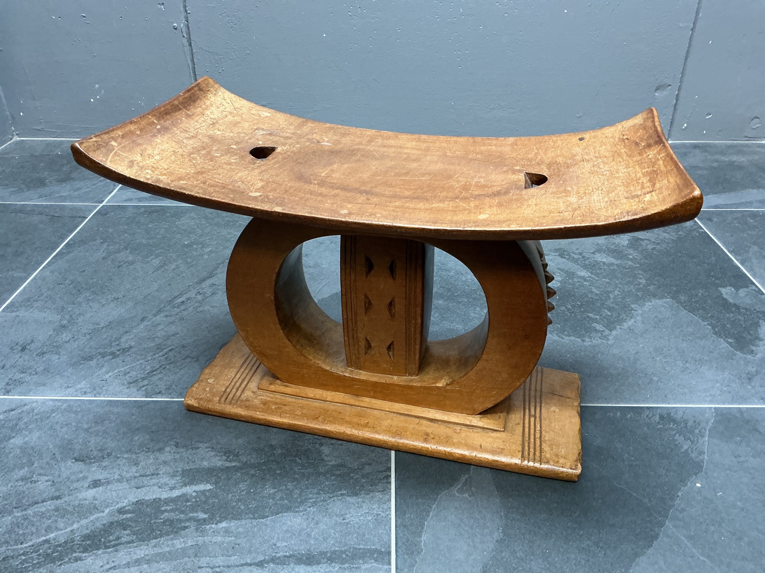 Vintage Hand Carved Wooden African Ashanti Stool 53x35x26cm.
