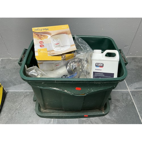 854 - Large Mixed Selection of Tools, Accessories and a Unused Mini Air Fryer