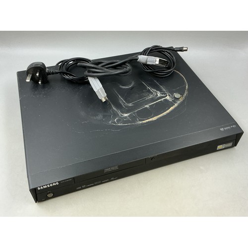 512 - Samsung Dvd-SH853M Player with 160gb Built-In HDD no remote untested but does power on when plugged ... 