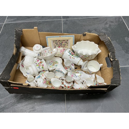 Large Selection of Quality Mixed Porcelain includes Royal Albert, Royal Doulton, Royal Worcester, Wedgwood and More