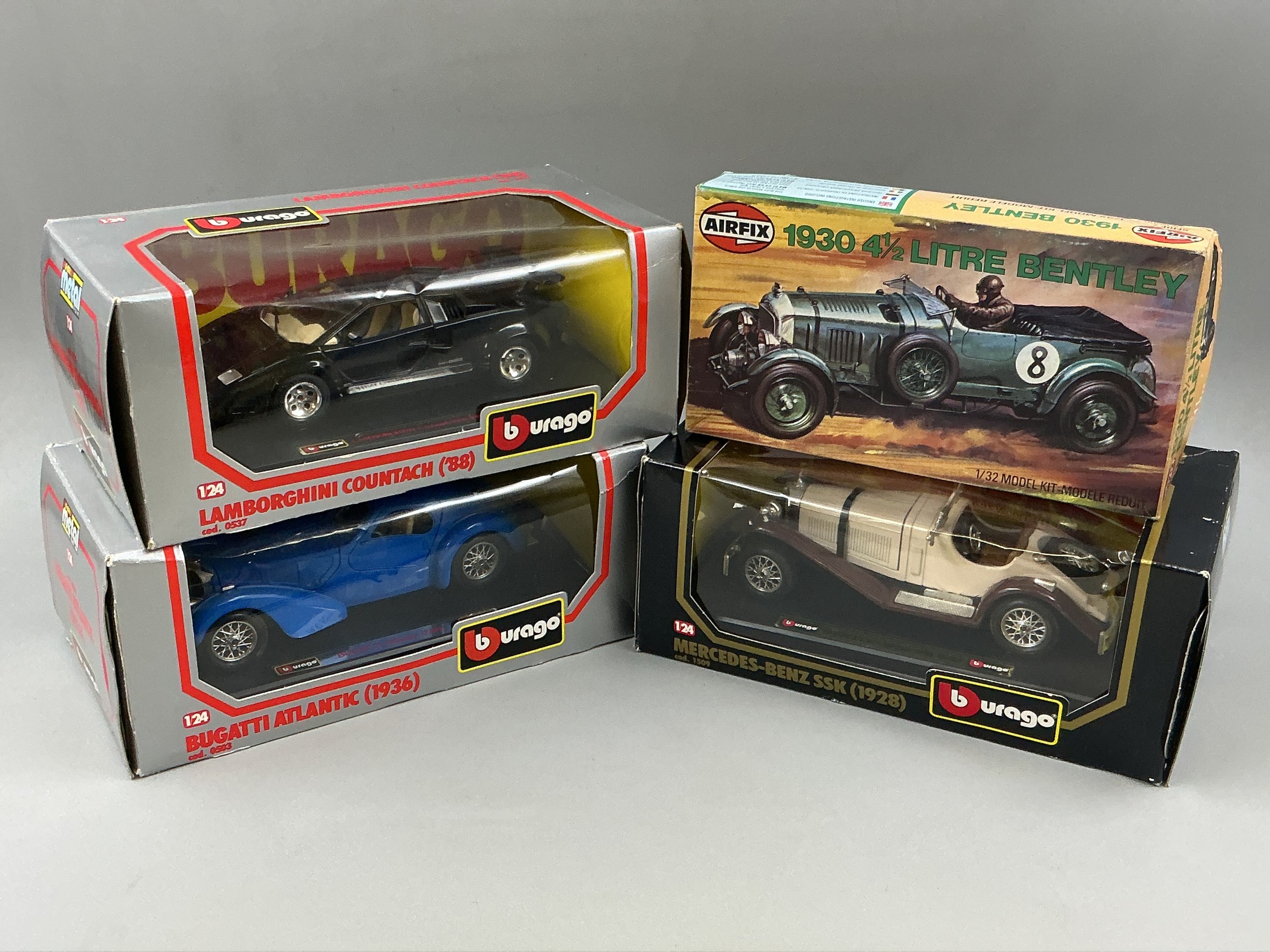 Three Boxed Bburago 1/24 Scale Model Cars (Mercedes-Benz SSK, Bugatti ...