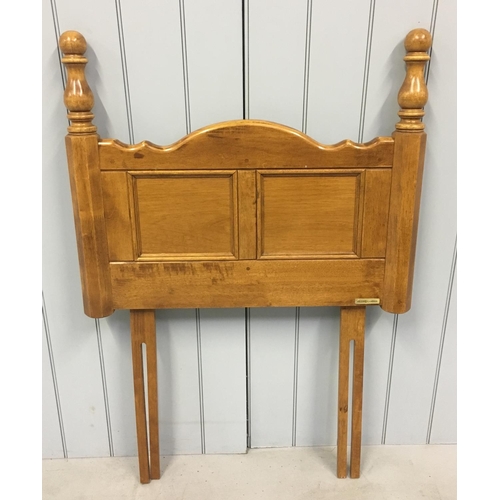 214 - A vintage, single headboard & footboard by Willis & Gambier.
Dimensions (each)(cm) H75 W92 D8