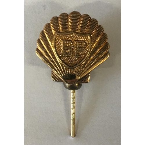 323 - A rare 9ct Gold Long Service Award Pin Badge. We believe this was presented after 25 years service.
... 