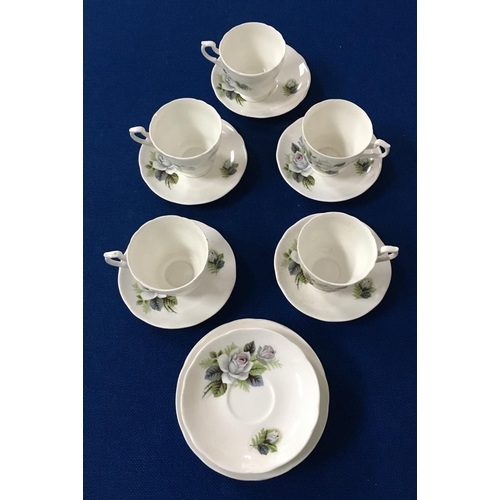 395 - A mixed lot of 2 part-teasets and one full dinner service