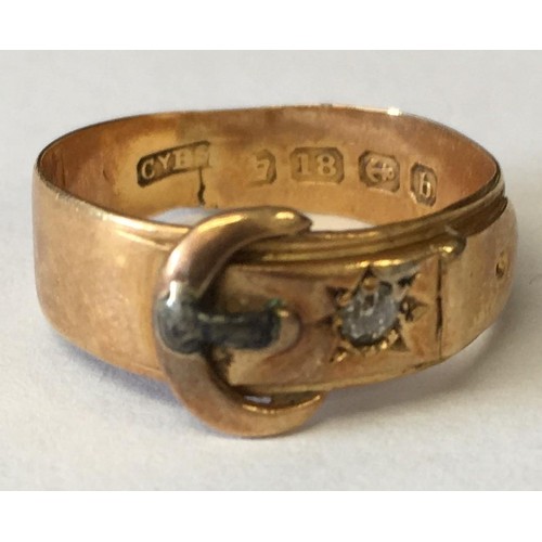 344 - An unusual 1901 Belt-Buckle styled 18ct Gold ring.
Size M.