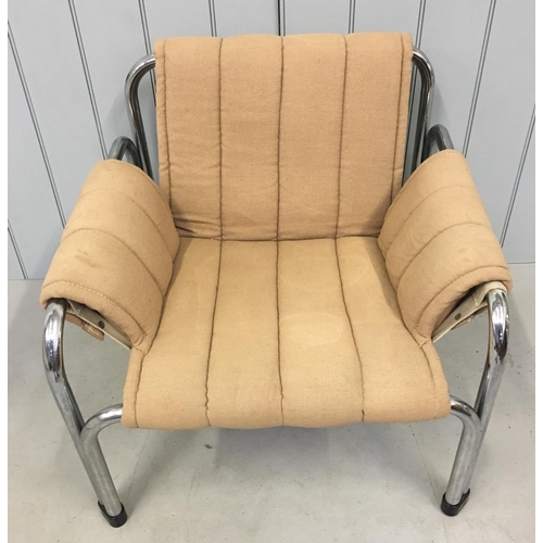 162 - A retro Mid-Century lounge chair.
Chrome framed with beige wrap-around material.
Dimensions(cm) H 71... 