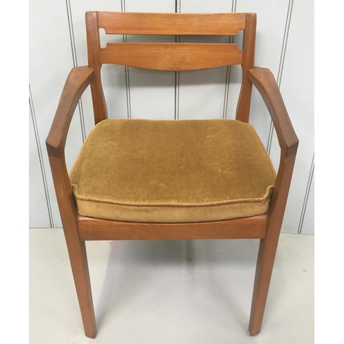 172 - A set of stylish, retro teak dining chairs. 2 carvers and 3 armless chairs.
Dimensions(cm) H74 (47 t... 