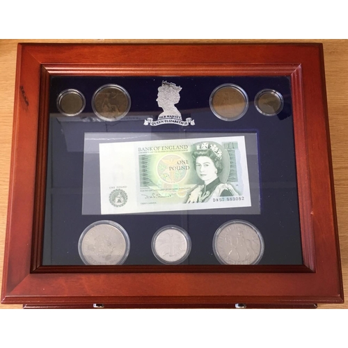 200 - A cased Queen Elizabeth II Commerative Set.