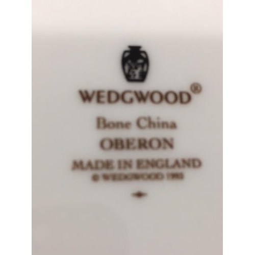 399 - A lovely Wedgewood 