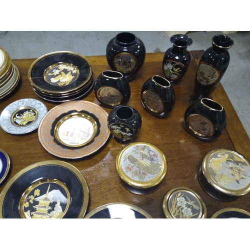 294 - A stunning collection of 51 pieces of Japanese Chokin 24kt Gilded Porcelain.