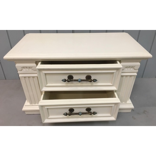 567 - A pair of white, columned Bedside Chests of Drawers. Each with 2 drawers.
Dimensions(cm) each H52 W9... 