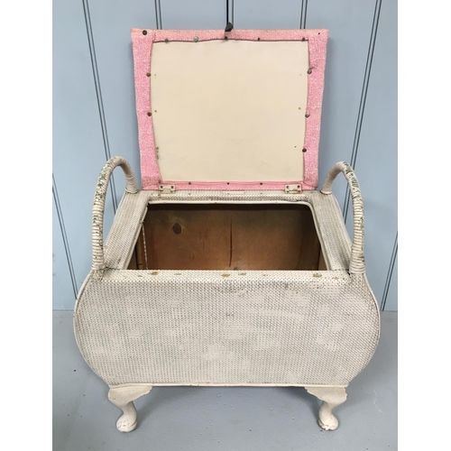 613 - A classic Lloyd Loom dressing table stool. Typical cane, with pink material top.
Dimensions(cm) H59 ... 