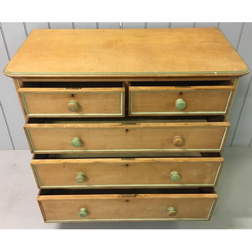 615 - A quality bedroom chest of drawers by Lamb of Manchester. 2 over 3 drawers. No key present.
Matching... 