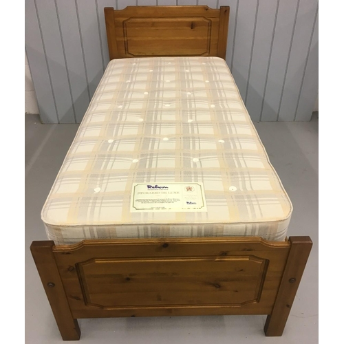 243 - A good quality Trundle bed by 