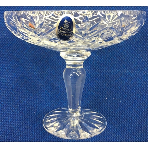 581 - A beautiful crystal bonbon dish by Royal Doulton