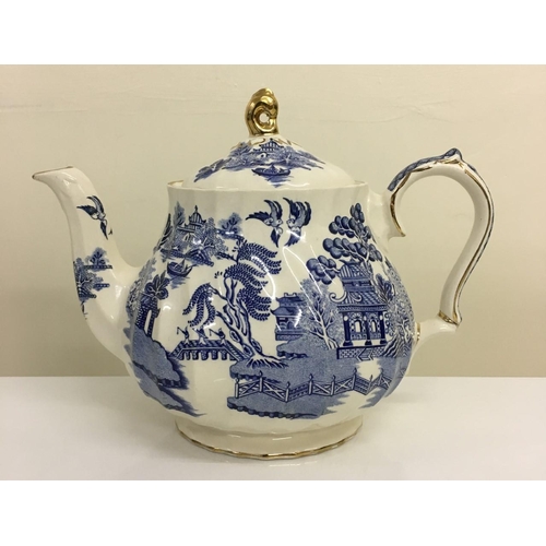 Sadler blue willow outlet teapot