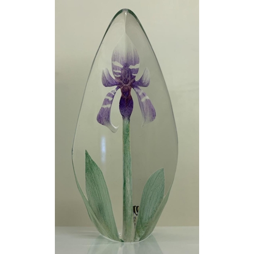 229 - A vintage Orchid paperweight, by Mats Jonasson for Maleras.