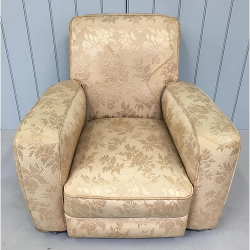 152 - A traditional lounge Chair. Floral fabric covered, on castors.
Dimensions(cm) H85 W82 D75