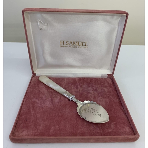 403 - A silver-plated presentation jam spoon, with mother of pearl handle. Made by Charles Perry & Co.