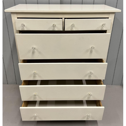 91 - A tall, bedroom chest of two-over-four drawers. Fitted with glass draw handles.
Dimensions(cm) H132,... 